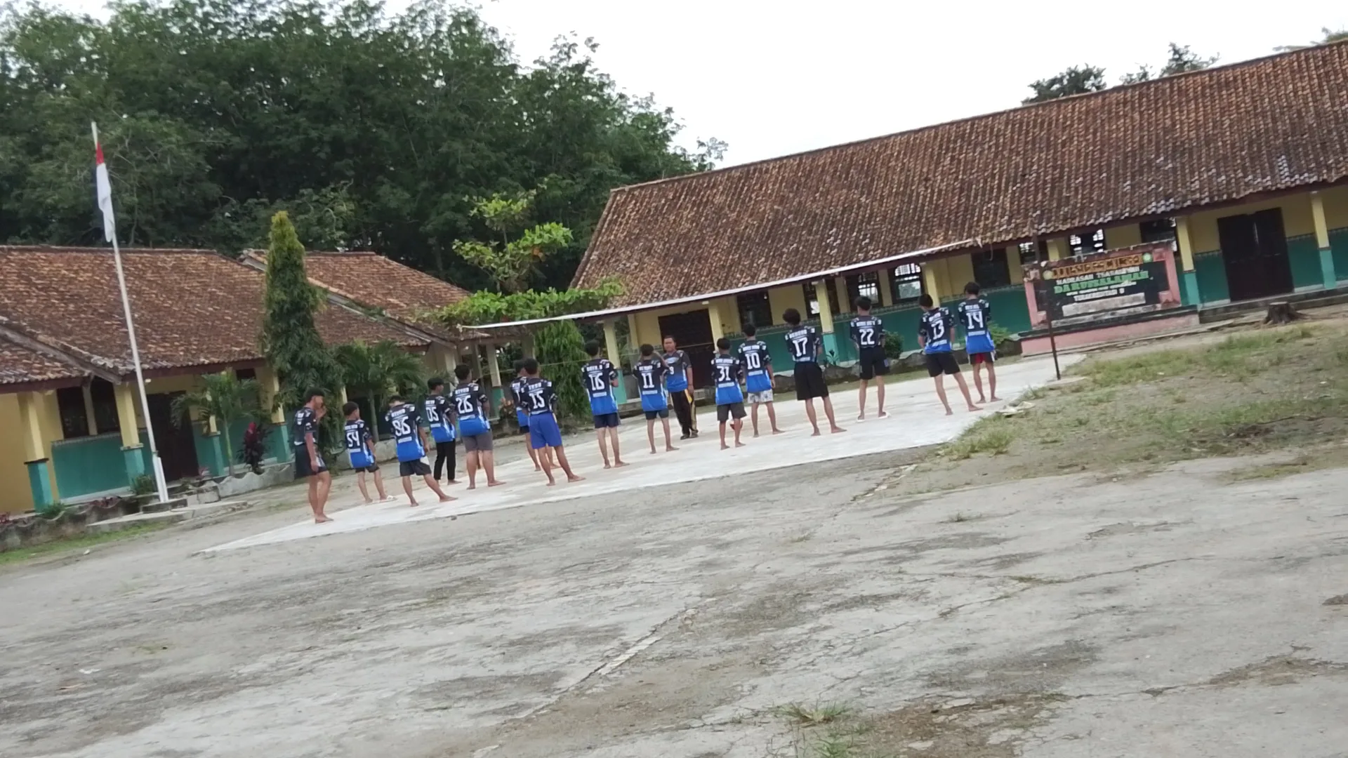 Ekstrakurikuler Pramuka & Kepemimpinan